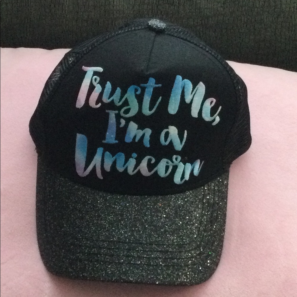 Claire’s sparkly hat (FREE WITH BUNDLE)